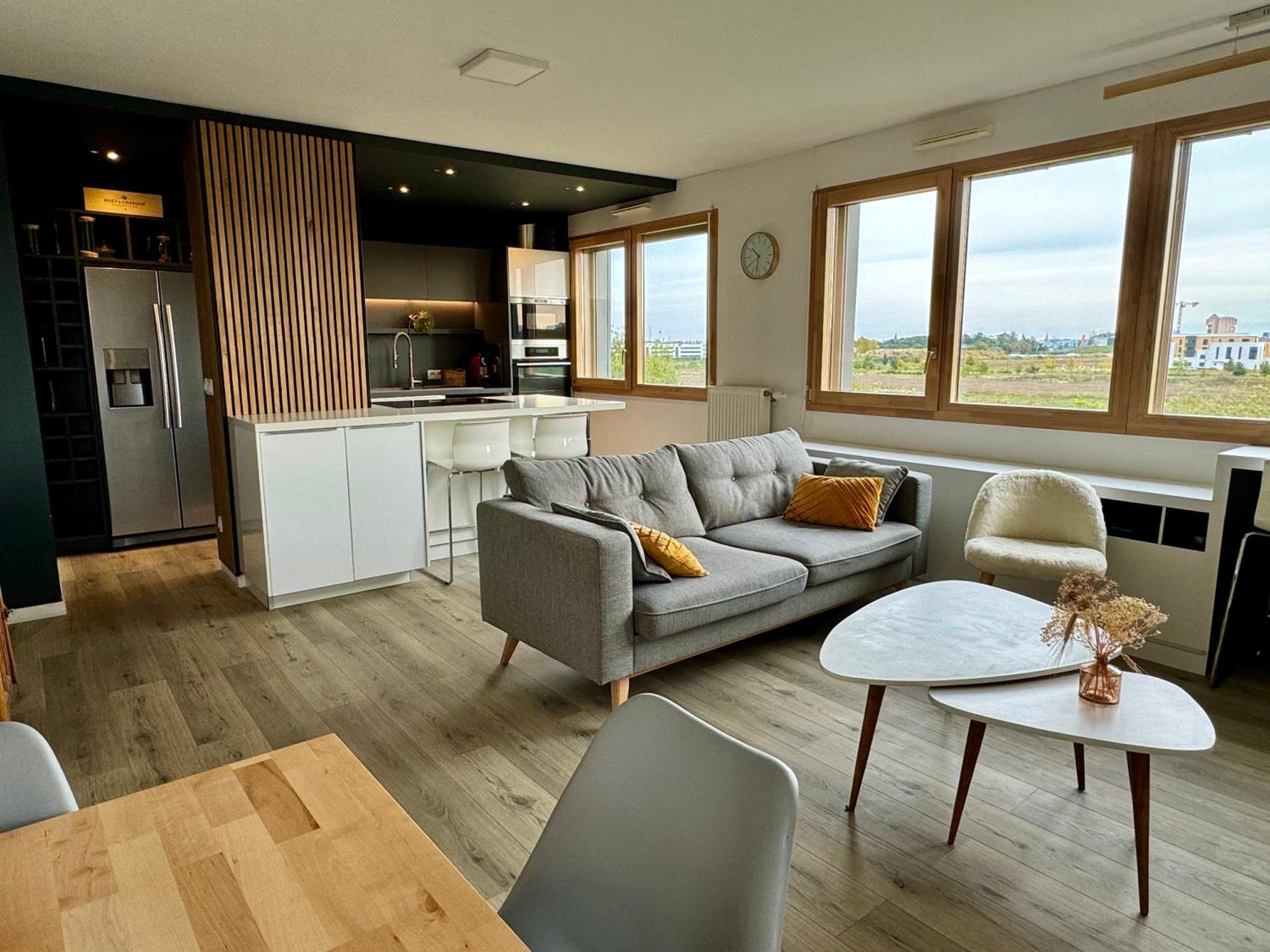 Apartment Duplex Vue Disneyland , 3 Chambres, 2 Parkings